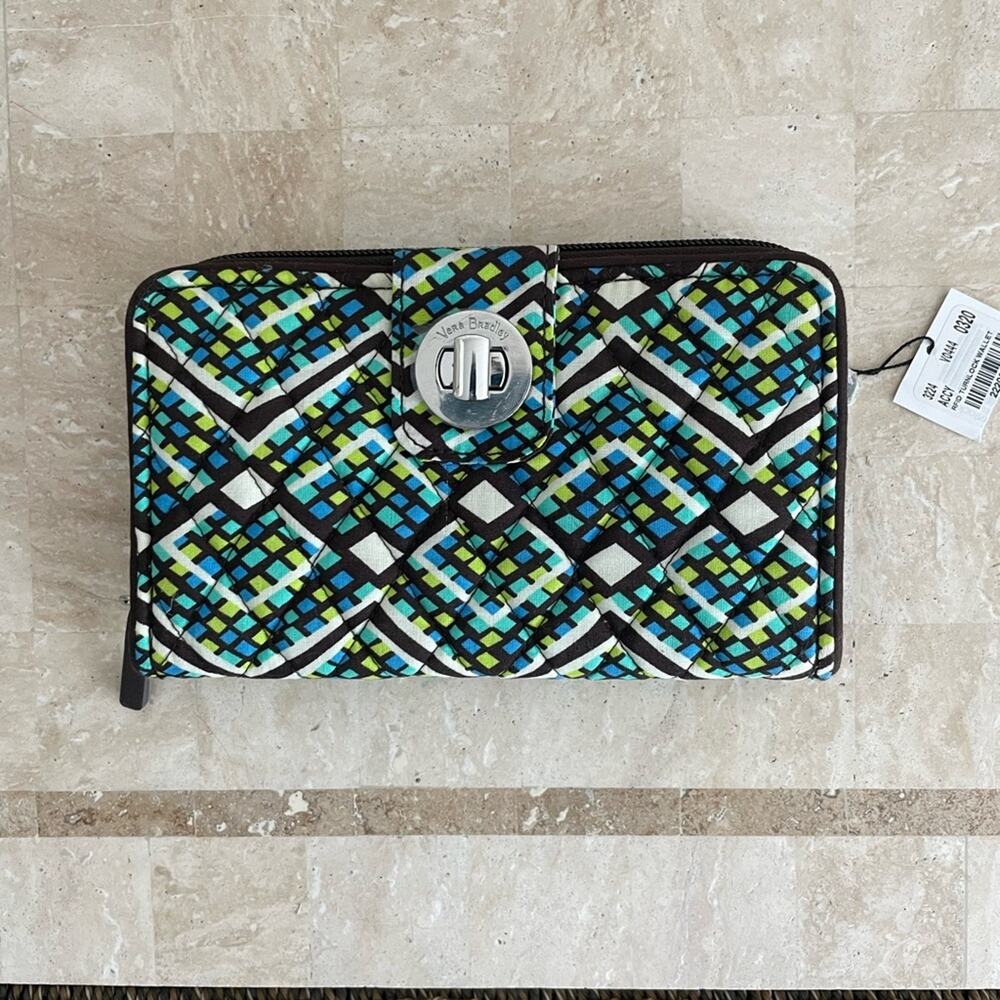 Vera Bradley RFID Georgia accordion style wallet